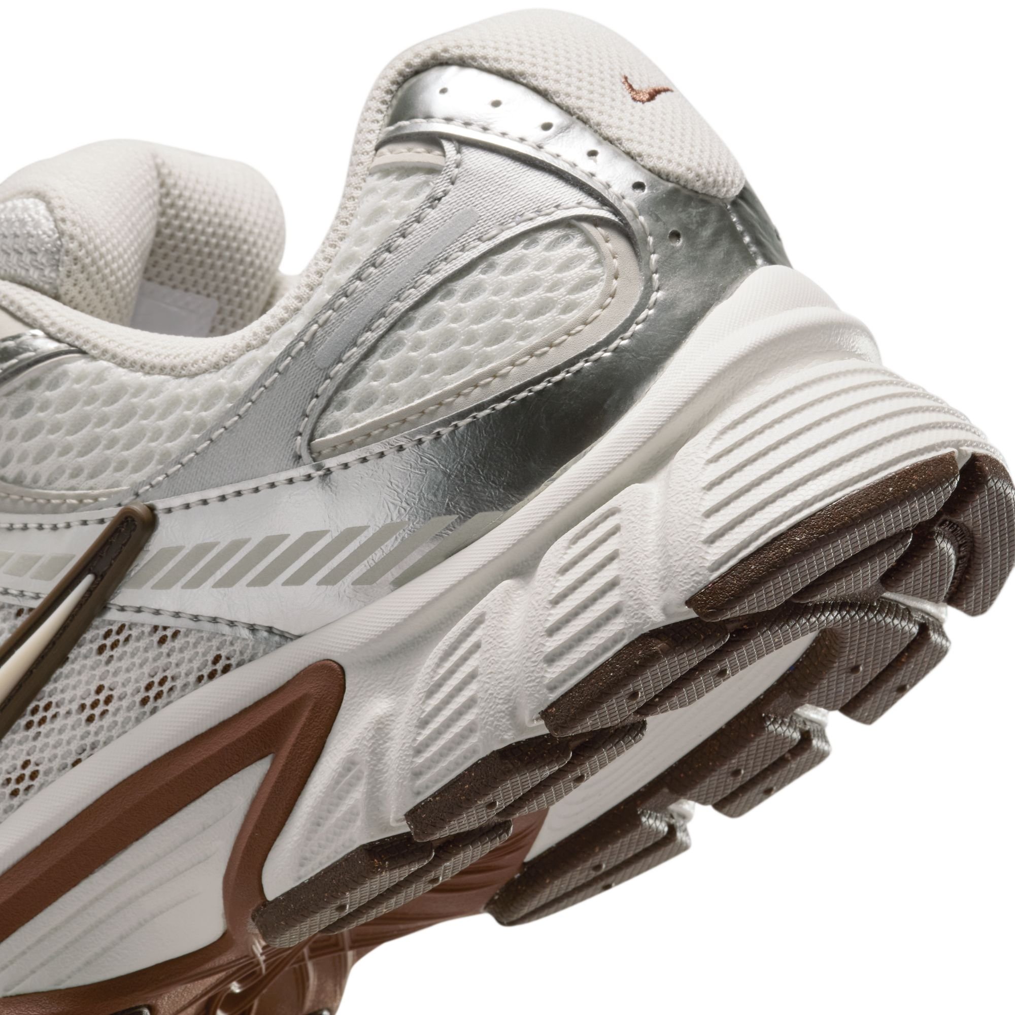 Nike Damen V5 RNR Sail Orewood Brown Faun